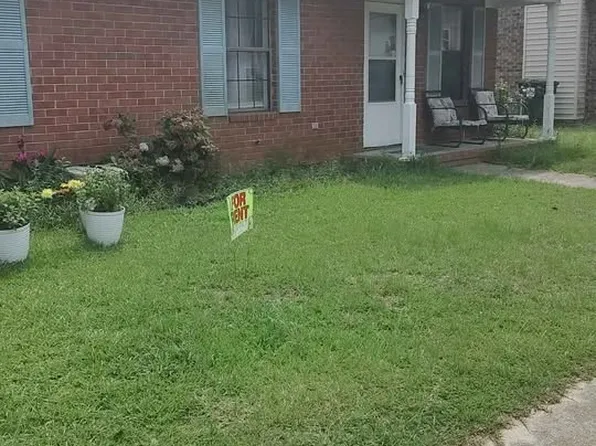 125 Johnny Reb Dr APT B, Moncks Corner, SC 29461