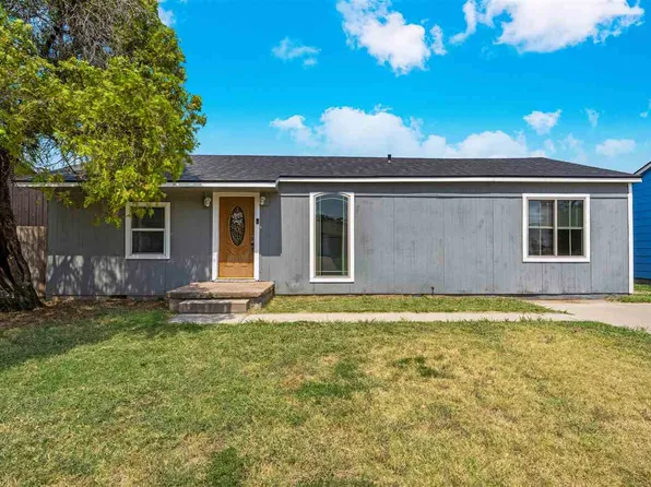 825 NW 35th St, Lawton, OK 73505