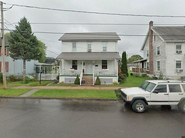 1139 Meade St