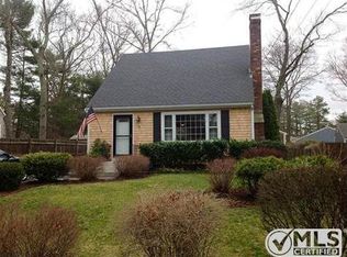 16 13th St, Wareham, MA 02571