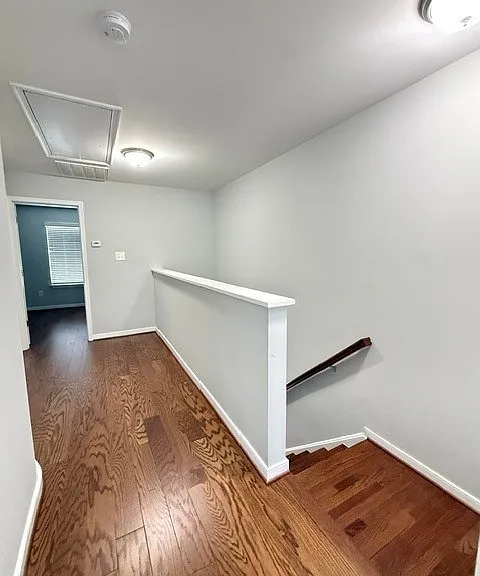 8057 Ellendale Dr — Photo 11