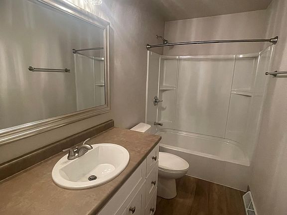 4th image of 1260 Cumberland Trl #15757608