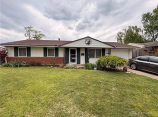 6041 Leycross Dr, Dayton, OH 45424