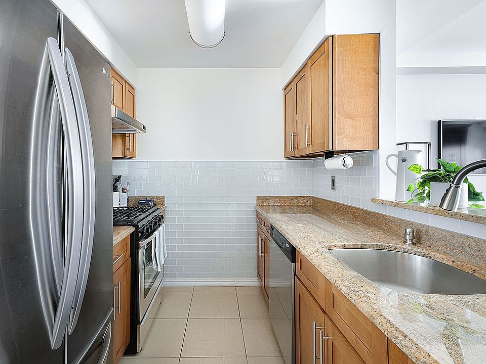 1st image of 40-40 75th St #4G