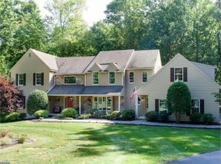 22 Spring Meadow Dr, Downingtown, PA 19335