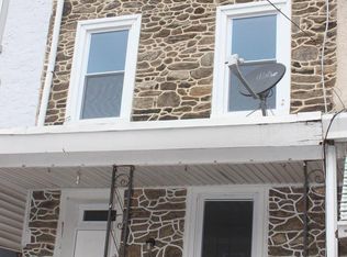 25 Osborne St, Philadelphia, PA 19128