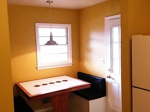 Kitchen nook