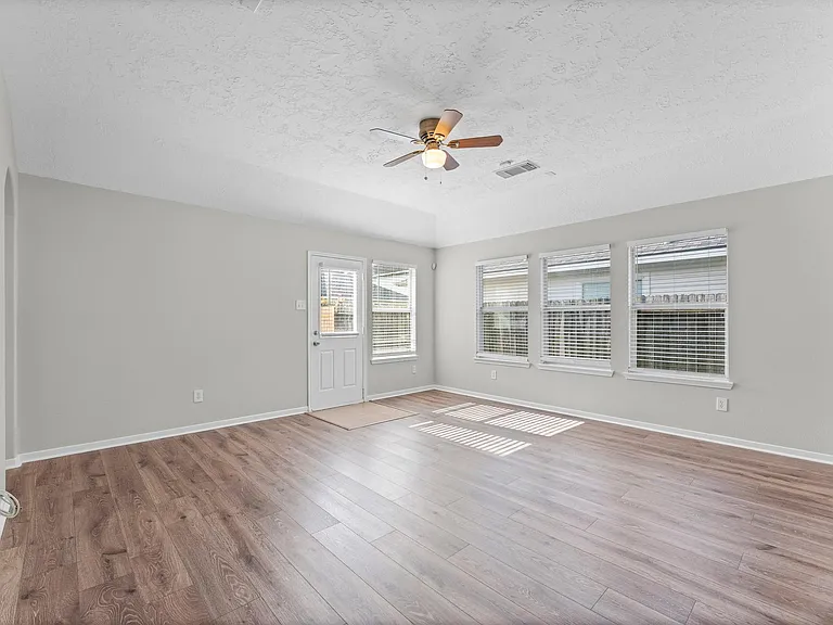 21218 Rezanof Rd — Photo 8