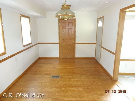 5th image of 336 Meadowside Ct