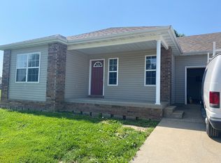 410 W Bradford St, Bolivar, MO 65613