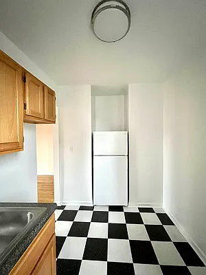 Rented by Corcoran | media 12