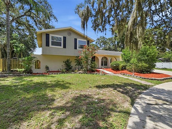 4th image of 1200 LAKE VALRICO LANE