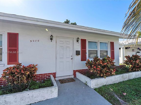 3rd image of 5010 NW 51st St