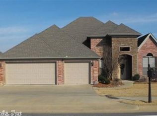 111 Baronne Way, Maumelle, AR 72113