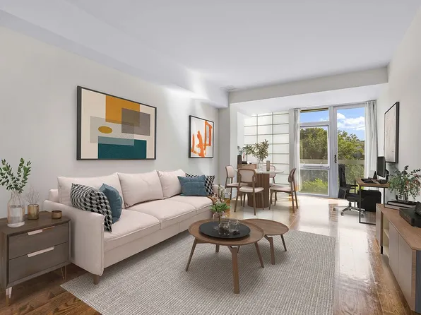 21-24 30th Ave #3E, Astoria, NY 11102