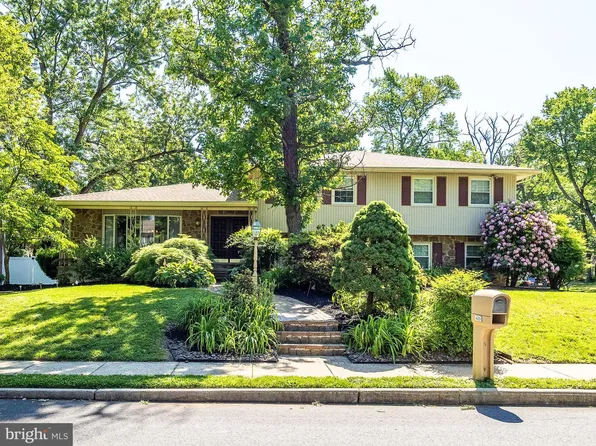 425 Kennebec Rd, Cherry Hill, NJ 08002