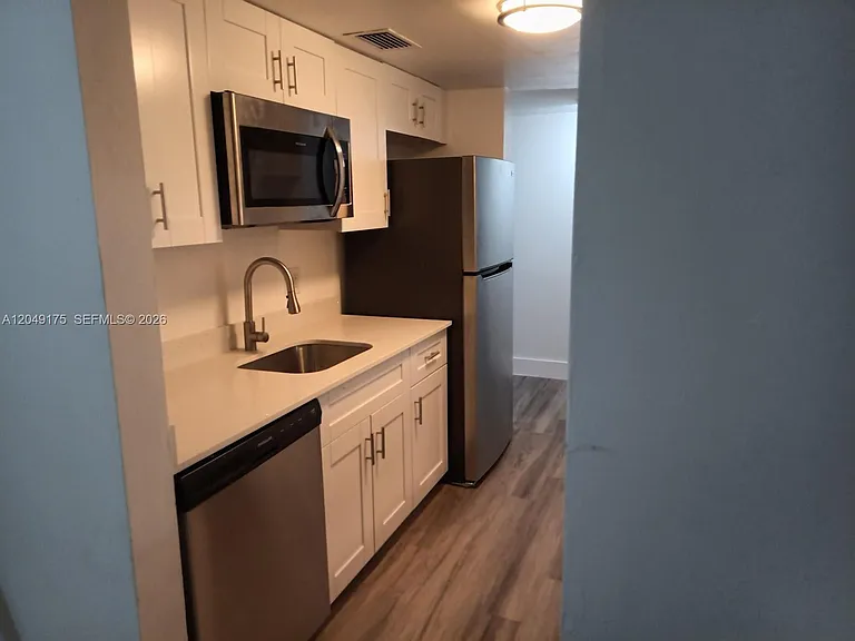 4401 W McNab Rd #24 — Photo 3