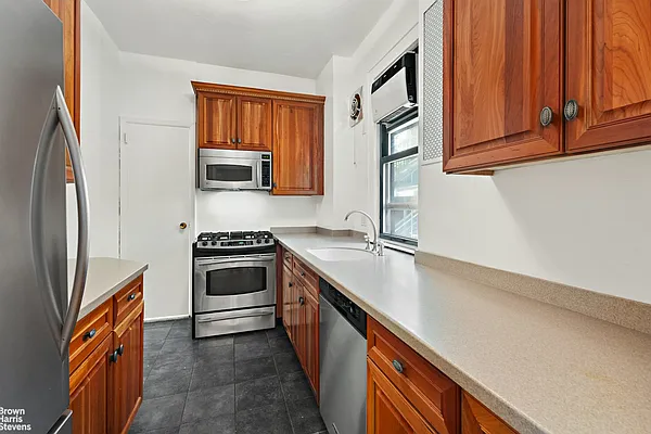 Rented by Brown Harris Stevens | media 8