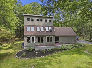 226 Bruce Hill Road, Cumberland, ME 04021