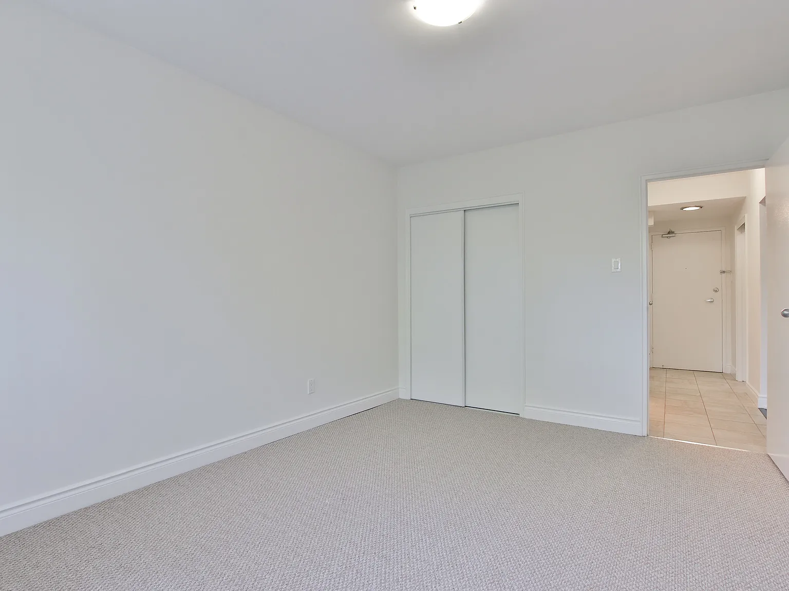 494 Avenue Road Toronto — Photo 4