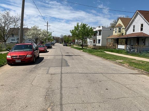 4th image of 7711 Colgate Ave