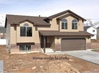 914 Willowbrook Rd, Ogden, UT 84404