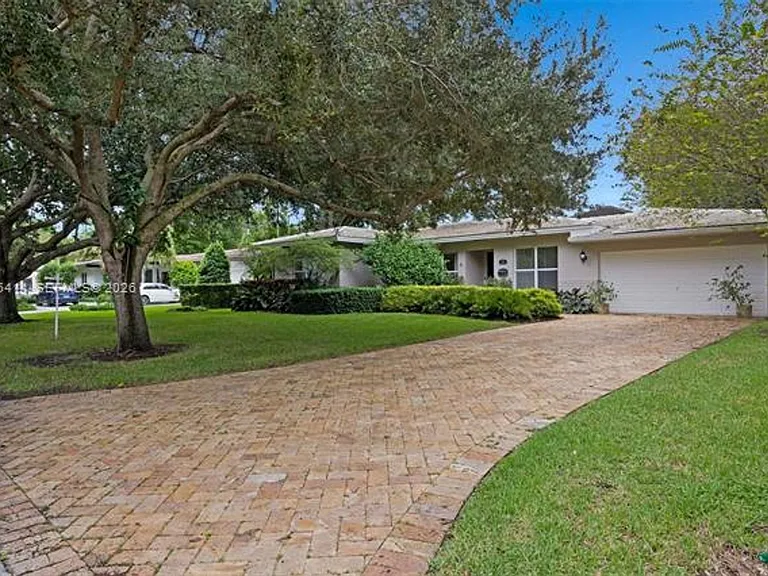 1246 Algardi Ave #0 — Photo 2