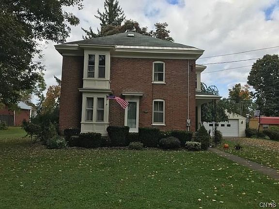 3rd image of 95 James St