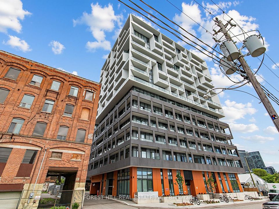 1st image of 9 Tecumseth St #807