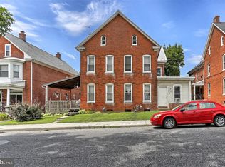 30 Eichelberger St, Hanover, PA 17331
