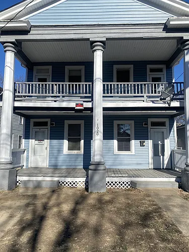 1020 Jamison Ave NE #3 Photo 1