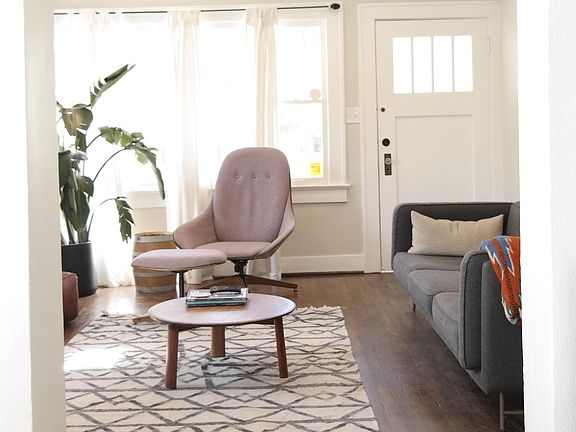 Dining looking to living room