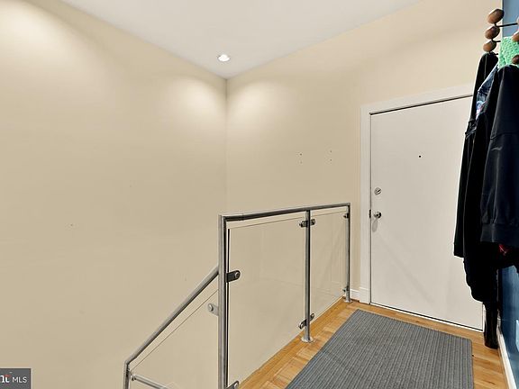 2nd image of 2363 Champlain St NW APT 3