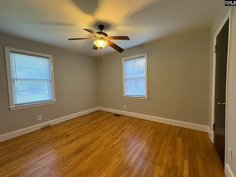 1047 S Holly St — Photo 22