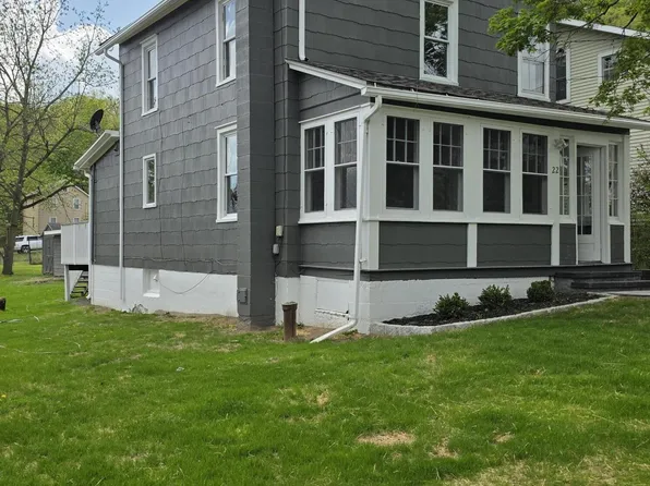 22 Maple Street, Catskill, NY 12414