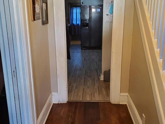 3rd image of 1214 Washington Ave
