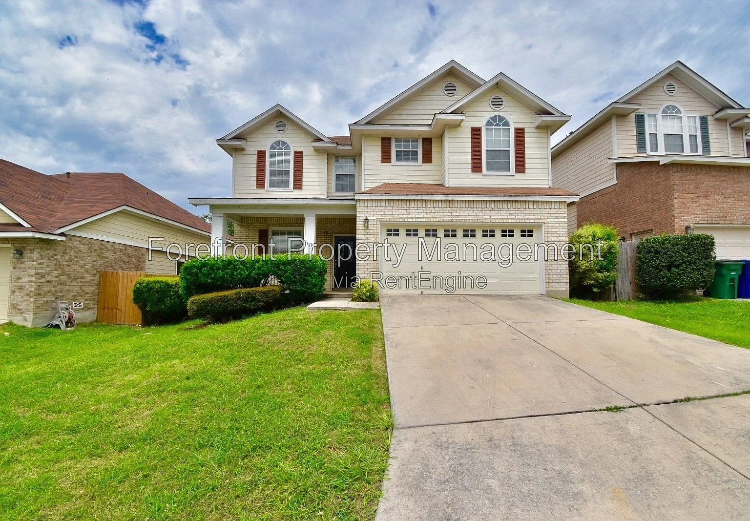 3 bed, 2.5 bath, 2267 sqft, $1,625 — Photo 1