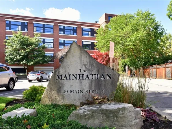 50 Main St #413, Hamilton, ON L9H 6P8