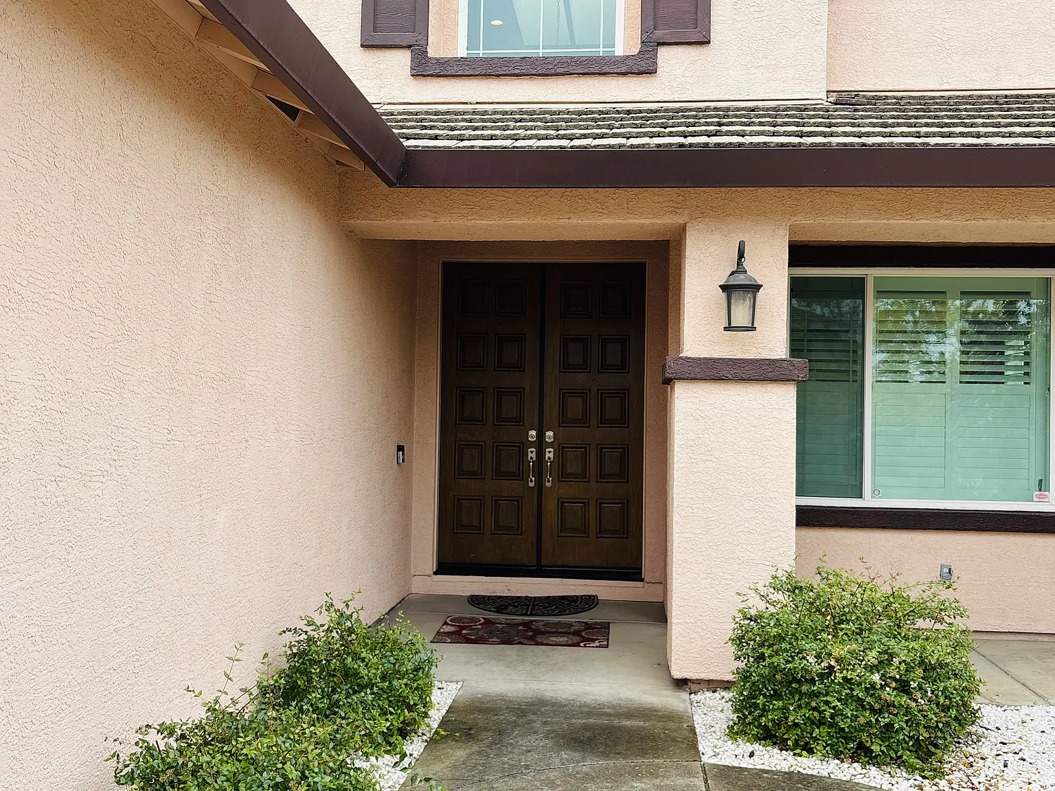 4 bed, 2287 sqft, $3,500 — Photo 3