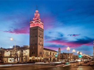 202 W 50th St, Kansas City, MO 64112