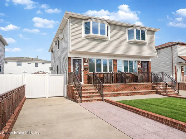 157 Keegans Ln, Staten Island, NY 10308