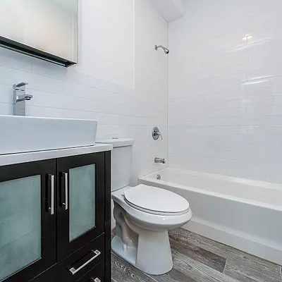 Rented by Nooklyn NYC LLC | media 27