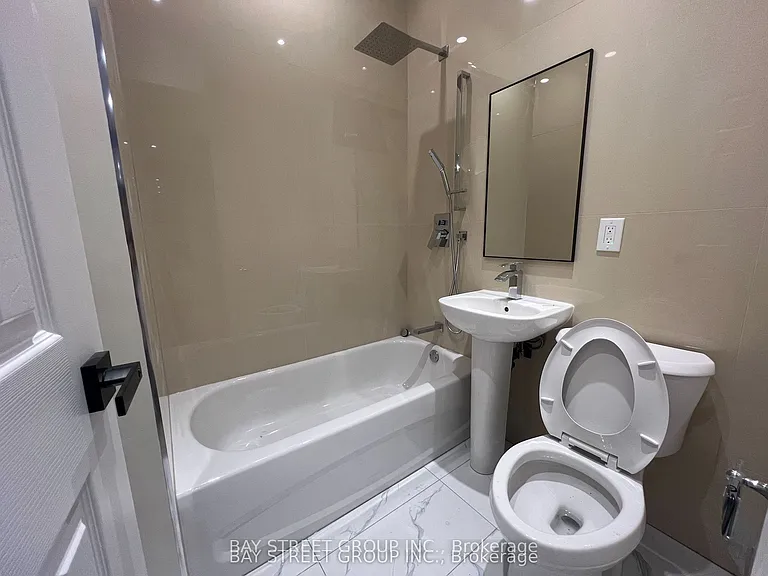 2386 Lake Shore Blvd W #203 — Photo 8