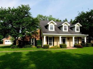 217 W Presidential Cir, Lake charles, LA 70611