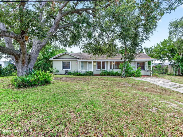 812 Orange Blossom Dr, Melbourne, FL 32935