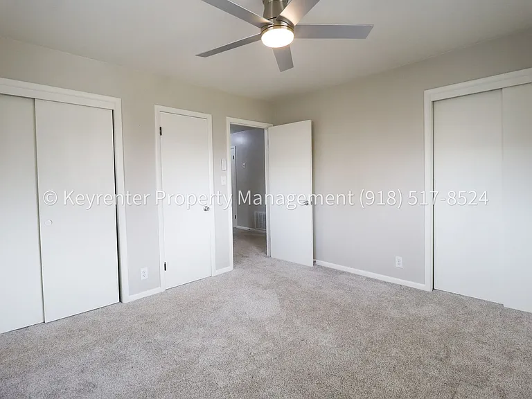 953 E 37th St S — Photo 27