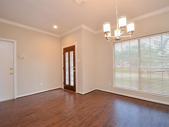 5th image of 518 N Marathon Way