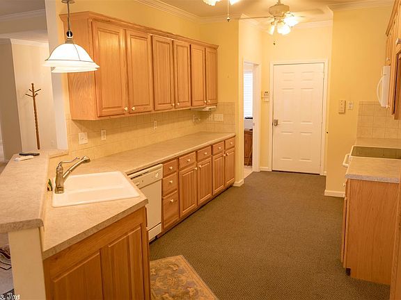 5th image of 3216 Maggie Dr