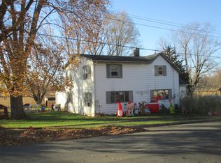 206 Jefferson St, Ridott, IL 61067