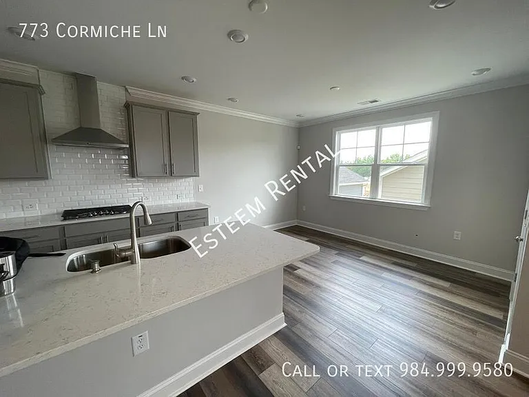 773 Cormiche Ln — Photo 3